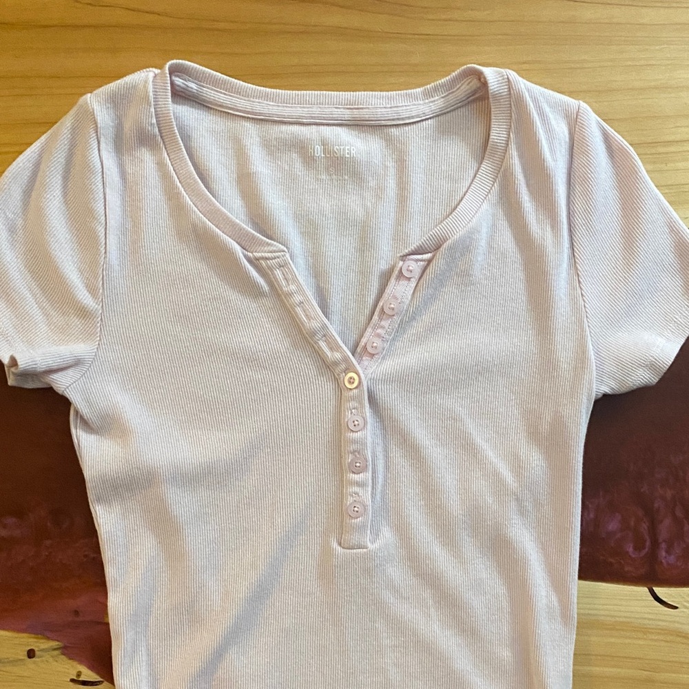 Hollister Soft Pink Y2K Henley Ribbed Top Size S